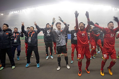 danh bai u23 qatar u23 viet nam se duoc son hinh len may bay