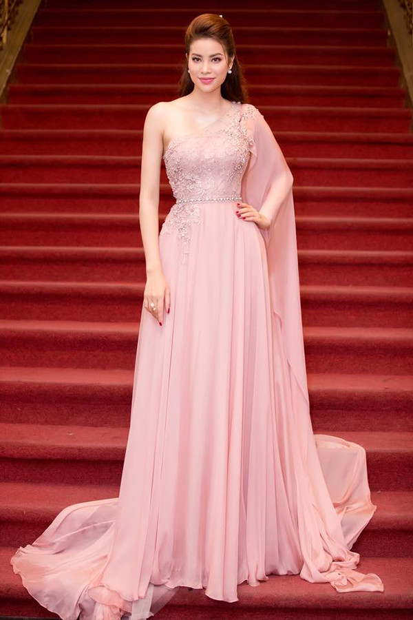 10 my nhan mac dep nhat tuan