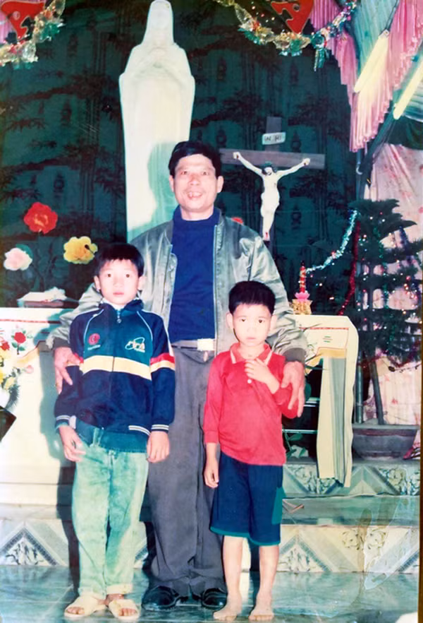 thoi tho au cua trung ve bui tien dung qua anh