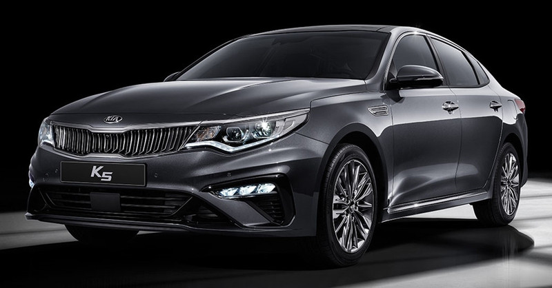 kia optima 2019 trinh lang canh tranh toyota camry