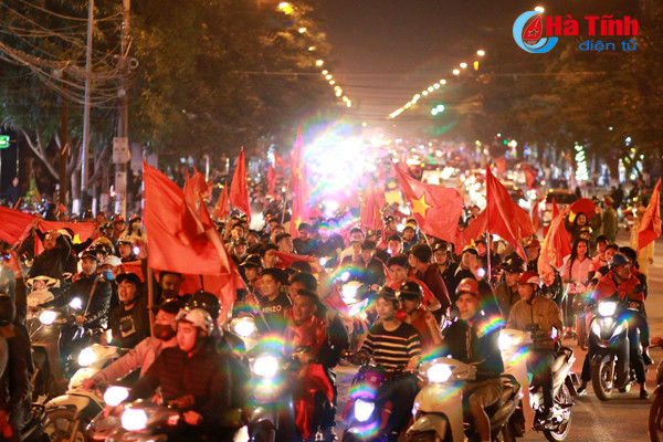 ha tinh trang dem voi chien thang cua u23 viet nam