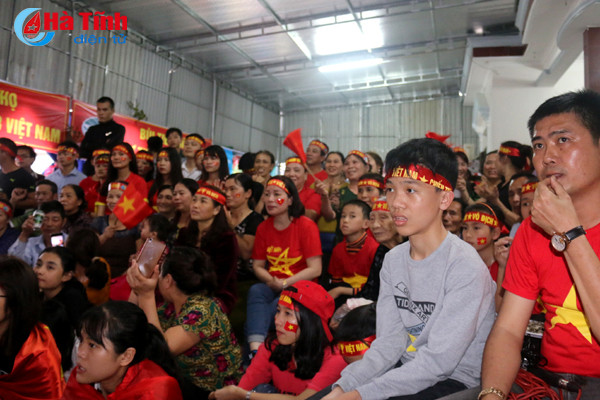 nhung giot le nuoi tiec trong niem tu hao