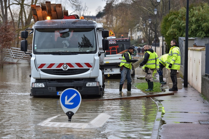 paris that thu truoc nuoc lu hang tram nguoi phai so tan
