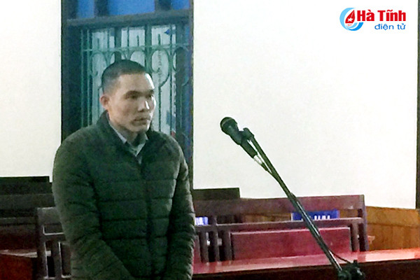 linh 20 nam tu vi van chuyen ma tuy qua bien gioi