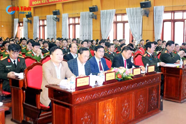 dua vao dan van dong quan chung nhan dan bao ve an ninh to quoc