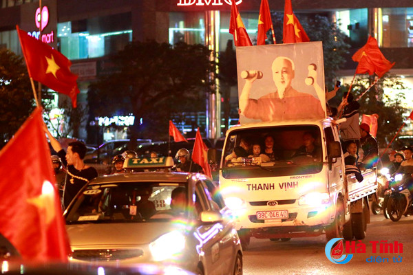 ha tinh trang dem voi chien thang cua u23 viet nam