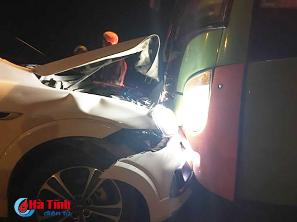 xe hop lan lan dam truc dien xe khach giuong nam