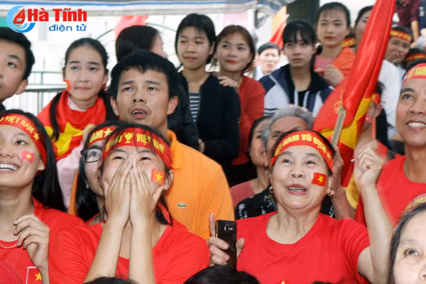 vo oa voi sieu pham cau vong trong tuyet cua quang hai