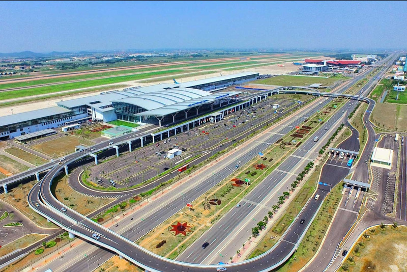 de xuat tam dung thu phi vao cac cang hang khong san bay