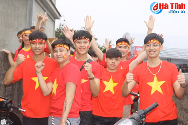 vo oa voi sieu pham cau vong trong tuyet cua quang hai