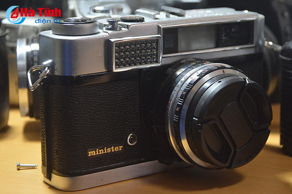 giam doc doanh nghiep khoe bo suu tap may anh co quy hiem