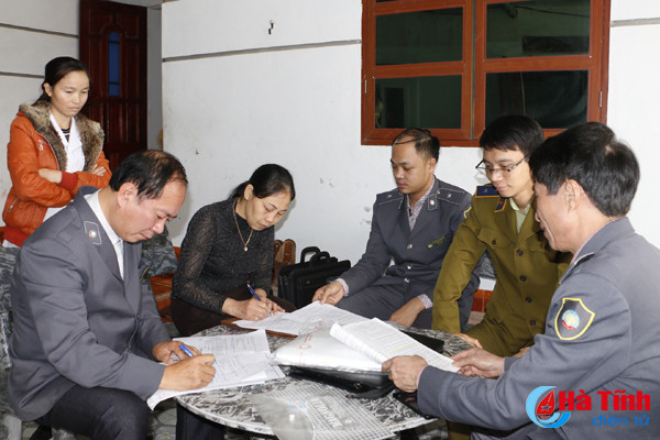 xu phat lo banh my nha hang an uong vi pham atvstp