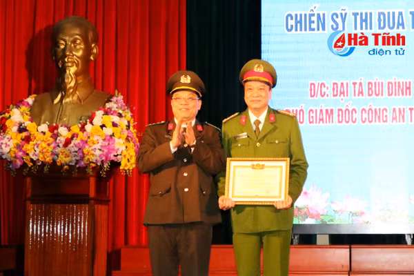 dua vao dan van dong quan chung nhan dan bao ve an ninh to quoc