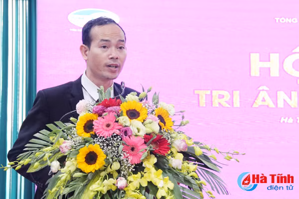 buu chinh viettel ha tinh tri an khach hang