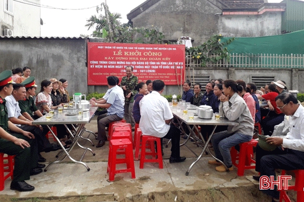 Xây dựng 50 ngôi nhà đại đoàn kết cho người nghèo Lộc Hà