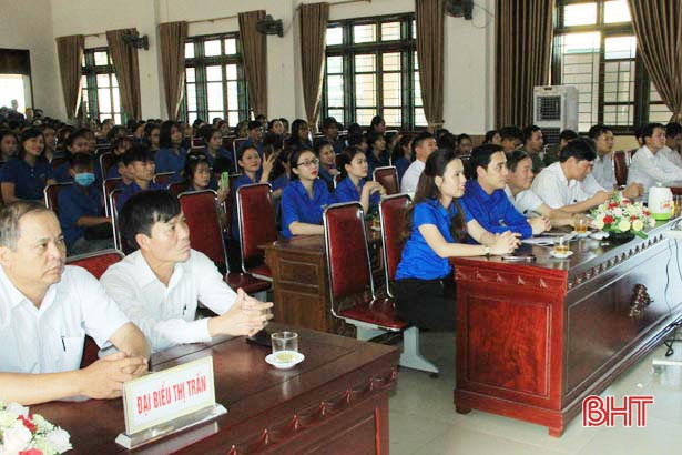 “Đại thi hào Nguyễn Du - sáng mãi tâm, tài”, diễn đàn ý nghĩa với tuổi trẻ 