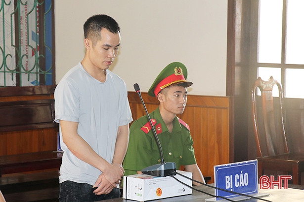 Tử hình kẻ vận chuyển thuê gần 2 kg ma túy đá ở Hà Tĩnh