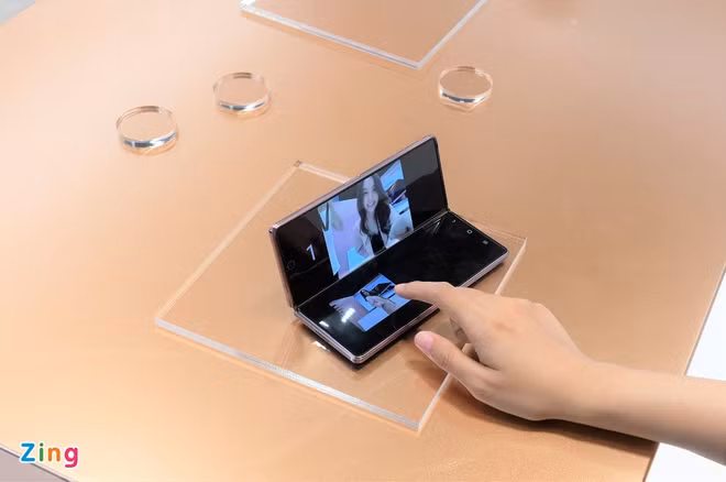 Những mẫu smartphone vừa lên kệ tại Việt Nam