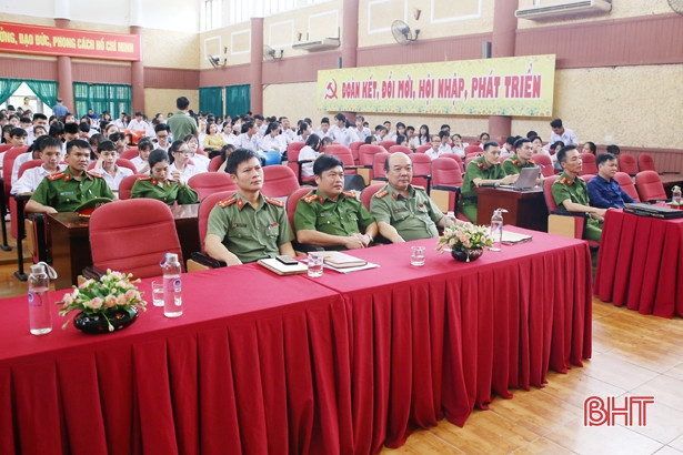 400 học sinh được tuyên truyền phòng, chống ma túy học đường