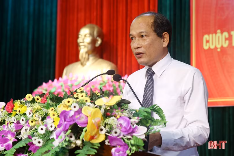 Trao thưởng cho 56 tập thể, cá nhân đạt giải cuộc thi tìm hiểu về Nguyễn Du và Truyện Kiều