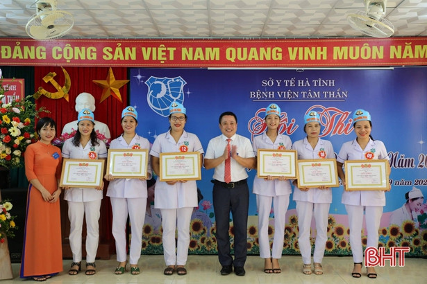 Điều dưỡng Bệnh viện Tâm thần Hà Tĩnh thi “Rung chuông vàng”