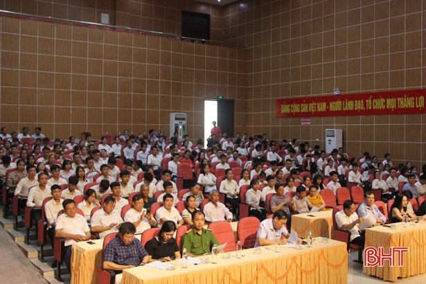 Can Lộc tuyên dương 203 học sinh đạt điểm cao trong Kỳ thi tốt nghiệp THPT