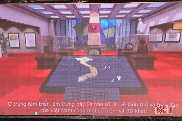 Hơn 1.300 học sinh dự triển lãm “Hoàng Sa, Trường Sa của Việt Nam”