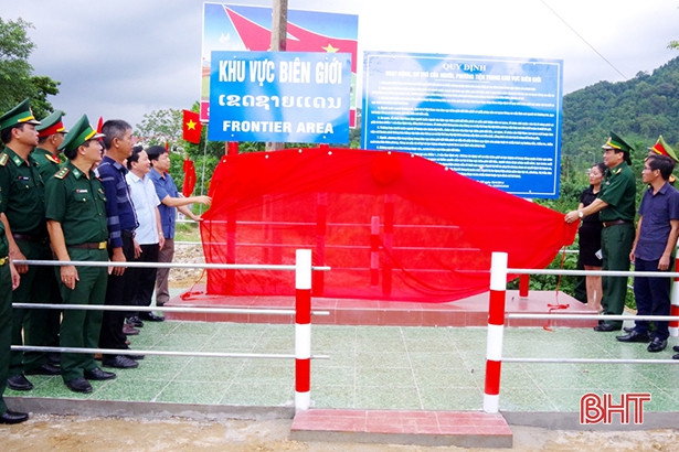 Hà Tĩnh hoàn thành cắm mốc hệ thống biển báo khu vực biên giới 