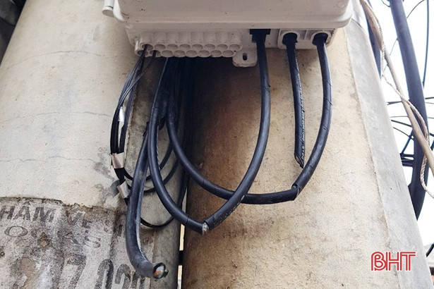 Cáp viễn thông của FPT ở Lộc Hà bị phá hoại
