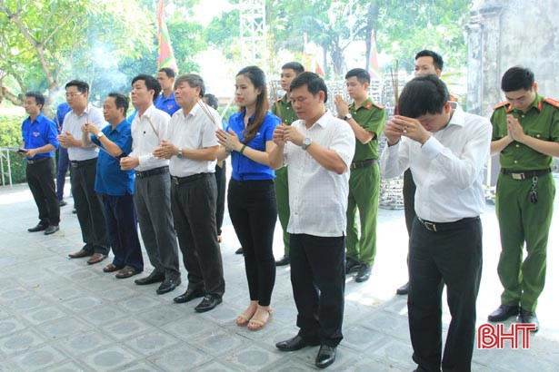 “Đại thi hào Nguyễn Du - sáng mãi tâm, tài”, diễn đàn ý nghĩa với tuổi trẻ 