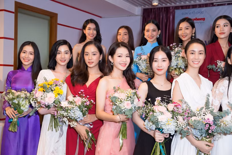 Lộ diện những thí sinh đầu tiên lọt vào Bán kết Hoa Hậu Việt Nam 2020