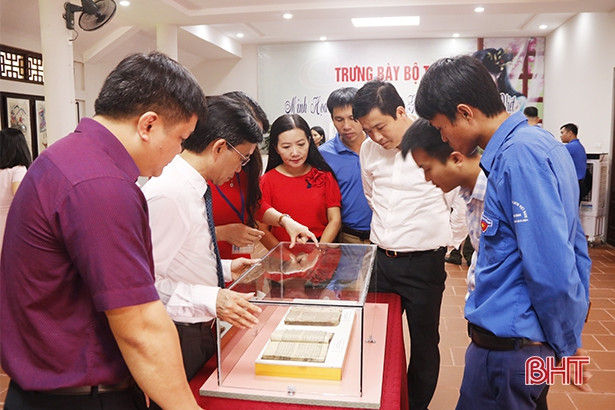 Khai mạc triển lãm tranh minh họa Truyện Kiều và các ấn phẩm của Nguyễn Du