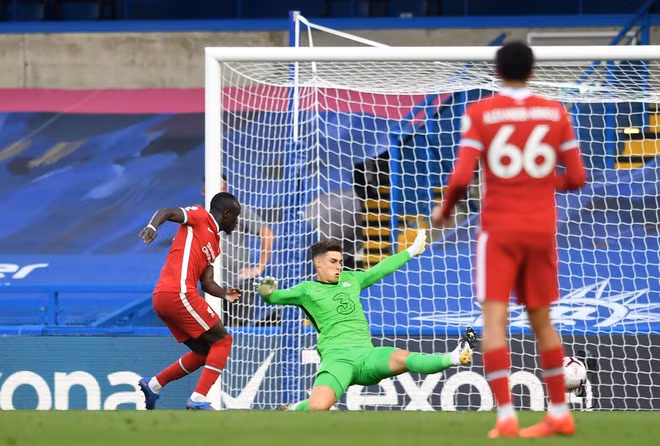 Kepa “nghịch dại” góp công giúp Liverpool giành 3 điểm trước Chelsea