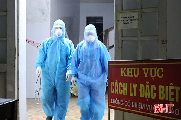 Những “pháo đài” chống dịch Covid-19 ở Hà Tĩnh (bài 2): “Chiến đấu” vòng trong - y, bác sỹ và bệnh nhân chung một chiến hào ảnh 24 Những “pháo đài” chống dịch Covid-19 ở Hà Tĩnh (bài 2): “Chiến đấu” vòng trong - y, bác sỹ và bệnh nhân chung một chiến hào