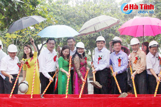 Khởi công các công trình trường học tại Đức Thọ