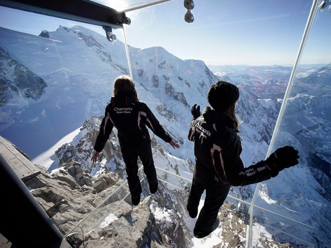 nhung diem tham quan khien du khach xanh mat vi do cao