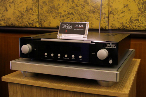 mark levinson gioi thieu loat san pham moi tai viet nam