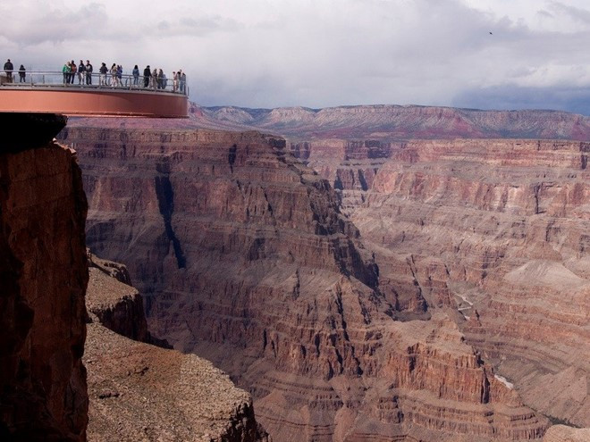nhung diem tham quan khien du khach xanh mat vi do cao