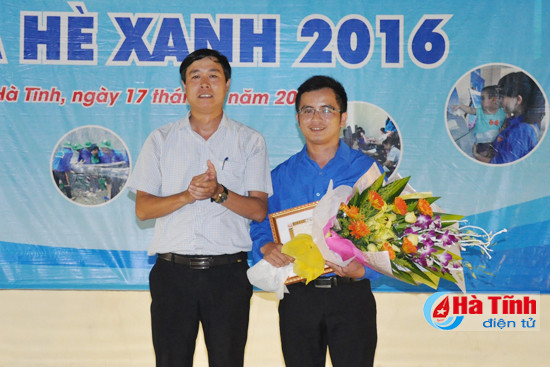 sinh vien dai hoc ha tinh soi noi tinh nguyen he