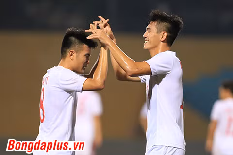 5 tuyen thu u19 viet nam xuat hien o pes 2017