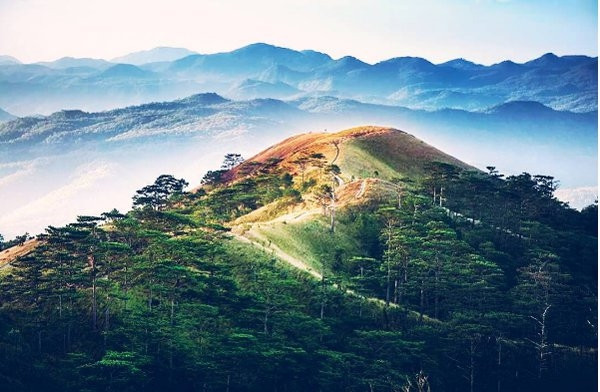 cung duong dep hiem co me hoac gioi tre khap viet nam