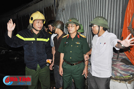 pho chu tich ubnd tinh duong tat thang truc tiep chi dao chua chay cho son