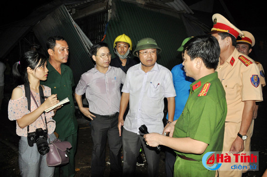 pho chu tich ubnd tinh duong tat thang truc tiep chi dao chua chay cho son