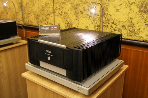 mark levinson gioi thieu loat san pham moi tai viet nam