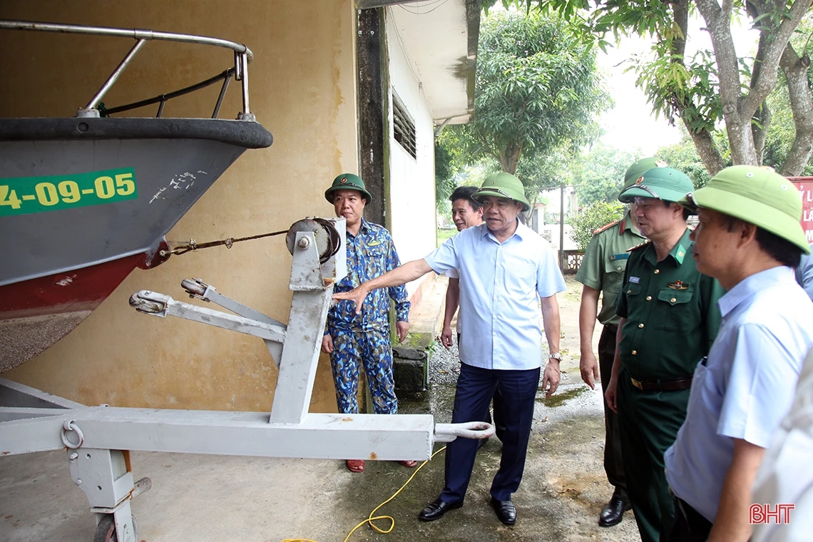 Triển khai các biện pháp bảo vệ tính mạng, tài sản cho người dân trước ảnh hưởng bão số 4