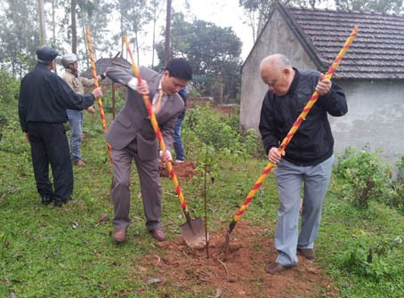 Tết trồng cây đã trở thành nét đẹp truyền thống đầu xuân ở TX Hồng Lĩnh