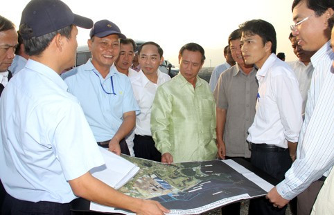 Đoàn tham quan dự án Cảng biển và khu luyện cán thép thuộc Tập đoàn Formosa Đoàn tham quan dự án Cảng biển và khu luyện cán thép thuộc Tập đoàn Formosa