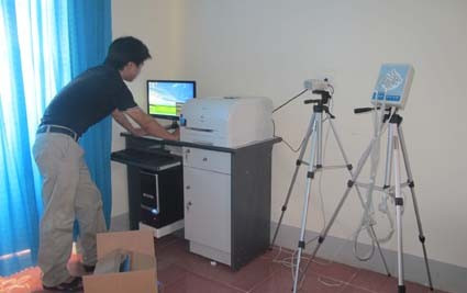 Bệnh viện Đa khoa Nghi Xuân lắp mới máy Điện não đồ, trị giá 120 triệu phục vụ cho công tác khám chữa bệnh.