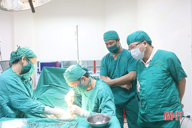 Bệnh viện Việt Đức hỗ trợ chỉ đạo tuyến Bệnh viện Đa khoa Hà Tĩnh