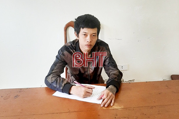 Công an Đức Thọ bắt 2 đối tượng cướp giật tài sản sau 24 giờ gây án